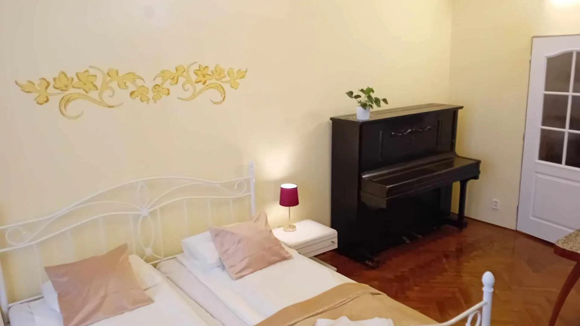 Guesthouse Saturnin Praag Tsjechië